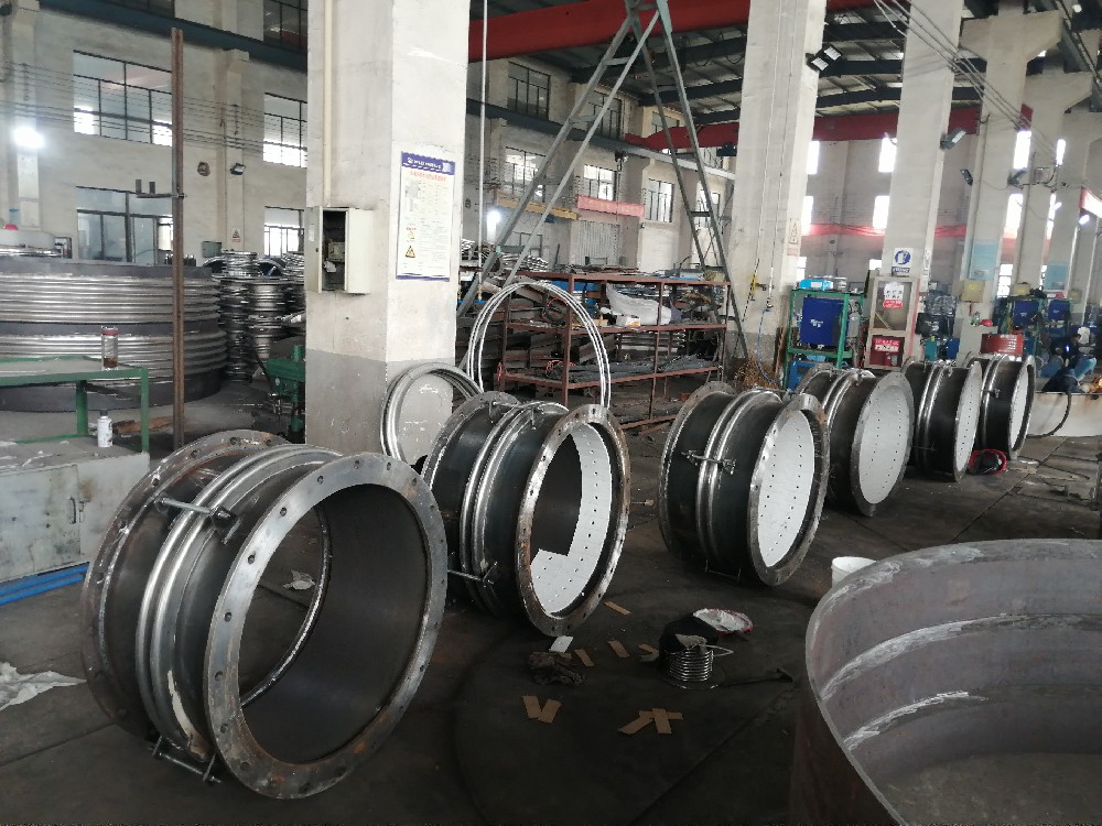 內襯耐磨陶瓷波紋膨脹節